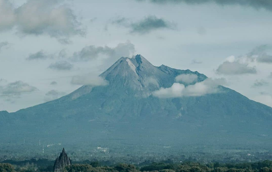 20240828_Gunung Merapi (Instagram) Gunung Merapi (Instagram)