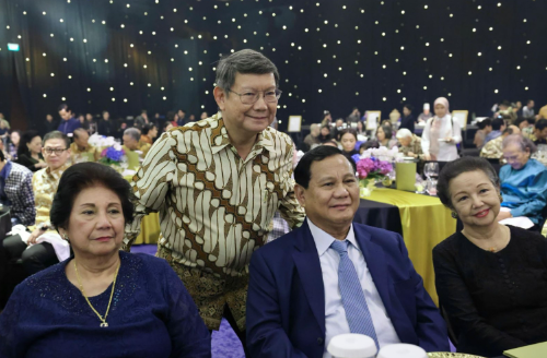 20240902 - Prabowo Subianto bersama Hasyim Djojohadikusumo dan saudari mereka. (Instagram) Prabowo Subianto bersama Hasyim Djojohadikusumo dan saudari mereka. (Instagram)