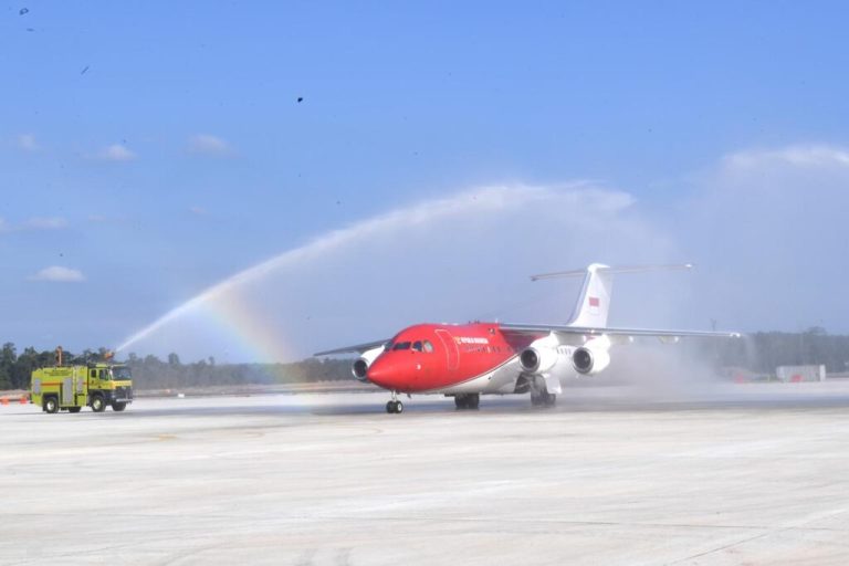 Pesawat Presiden mendarat perdana di Bandara IKN Nusantara pada Selasa 24 September 2024 (BPMI Setpres)